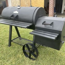 Grill/ Smoker