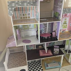 Barbie House