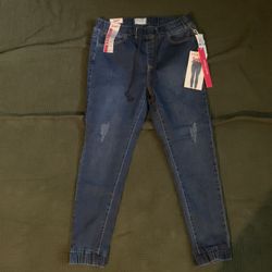 New Gogo Jogger Jeans For Women Size 9