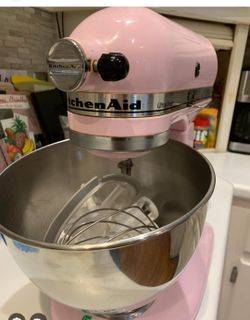Kitchen Aid mixer (pink)