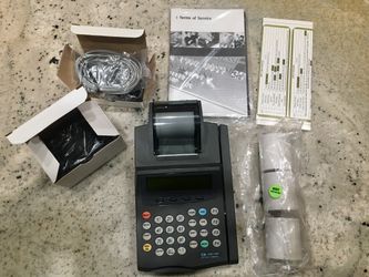 Give Me An Offer.Credit Card Payment Processing Machine. With 3 Rolls Of Receipt Paper.