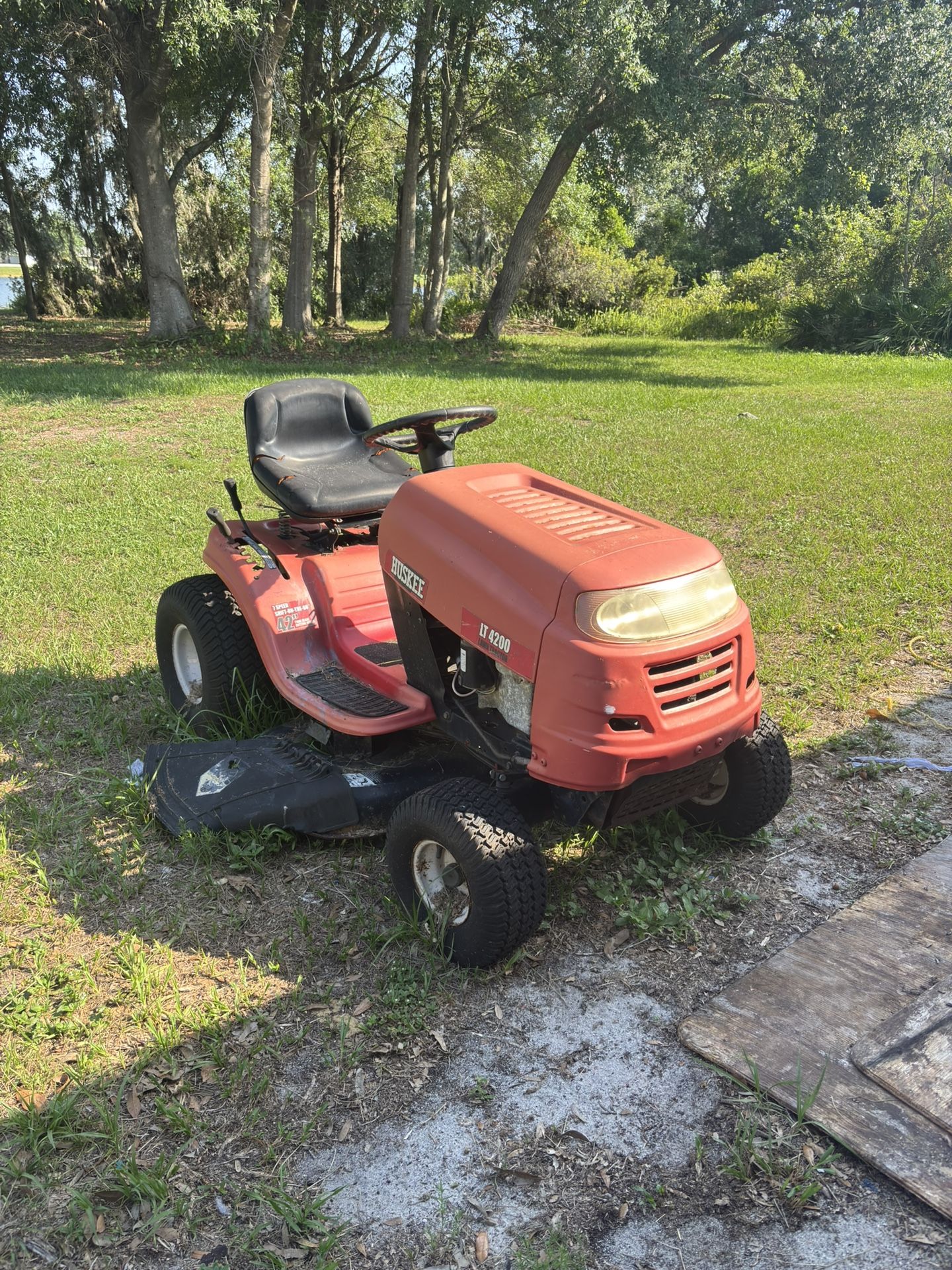 Huskee Riding Lawn Mower