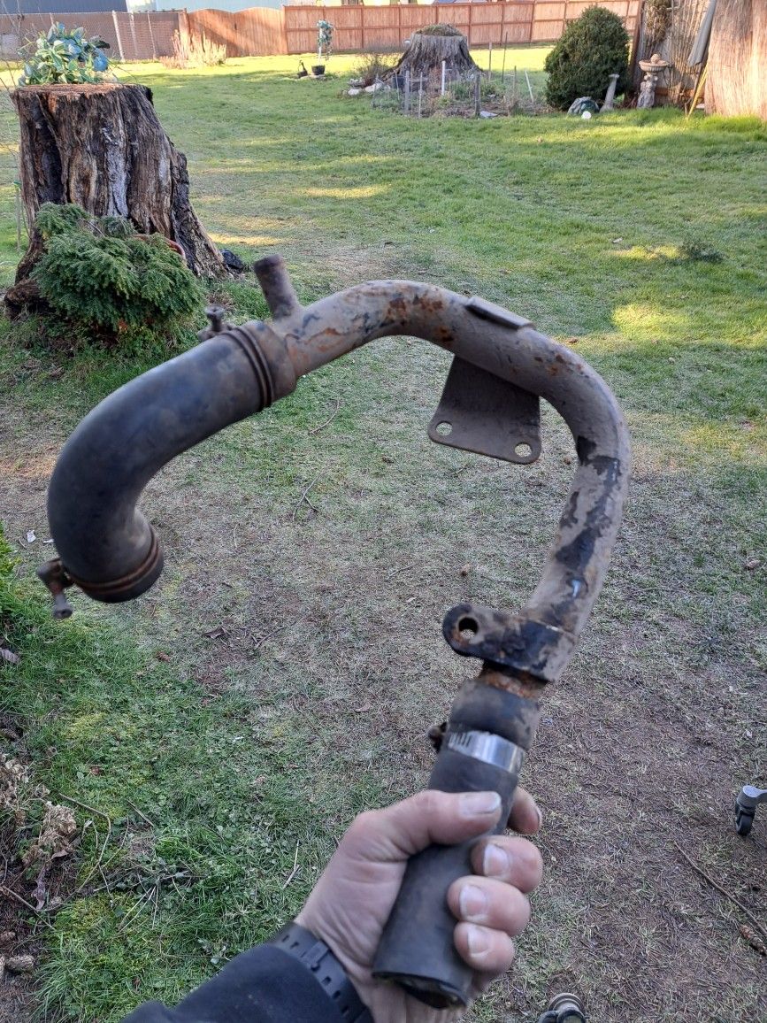 22R Toyota Truck Lower Radiator Pipe