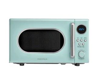 Insignia™ - .7 Cu. Ft. Retro Compact Microwave - Mint