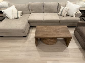 Living Spaces SP Brody RAF sofa, LAF chaise