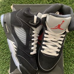 Jordan 5 Black Metallic 
