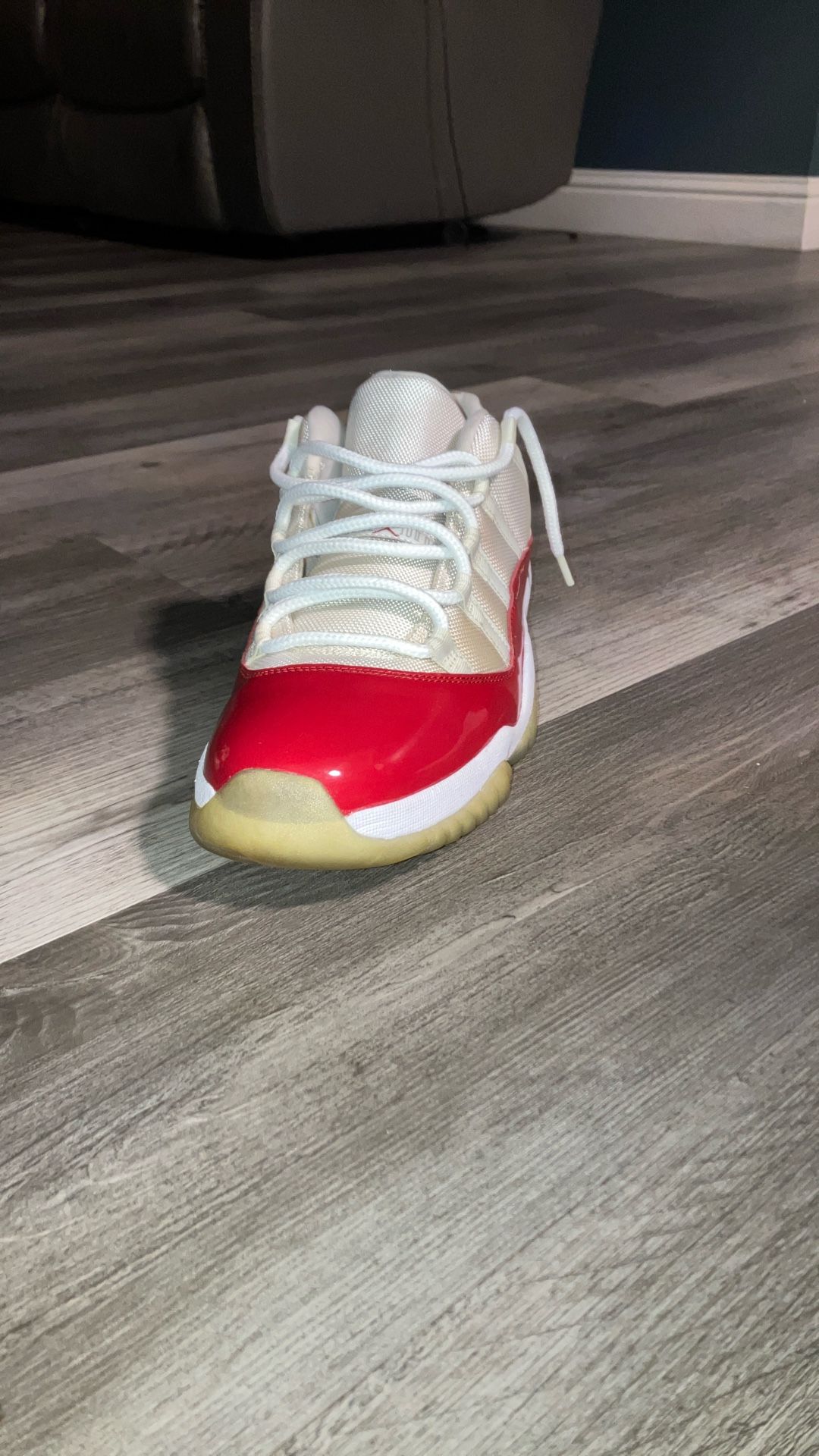 Air Jordan 11 Retro Low 'Cherry' 2016