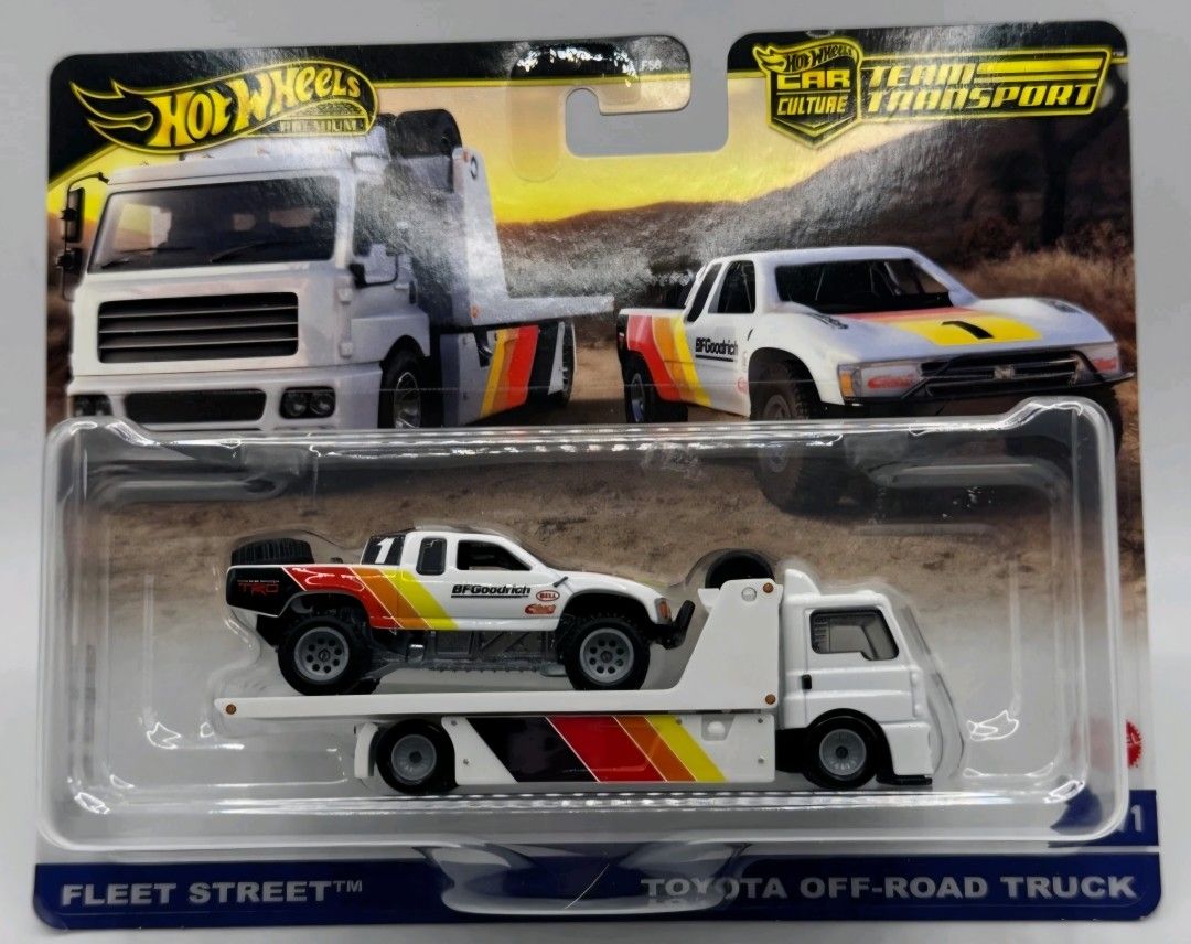 Hot Wheels Premium Team Transport Toyota Off-Road Truck Fleet Street