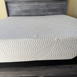 Beautiful Bedroom Set + Brand New Mattress + 50inch Samsung TV