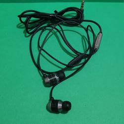 V-MODA Faze Sudio, Noise Isolating in Ear Headphones.