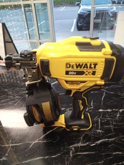 20V MAX Lithium-Ion 15-Degree Electric Cordless Roofing Nailer (Tool Only)