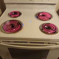 Whirlpool 30-in 4 burners 4.8-cu ft Freestanding Electric Range ( White )