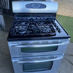 Maytag gas Double Oven 