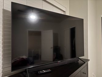 Samsung TV and sound bar