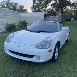 2004 Toyota MR2