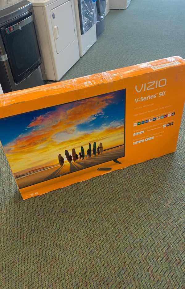 Vizio 4K Smart TV! All new with Warranty! 50 inch TV Television is New ( Open Box) DE