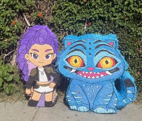 customized piñatas