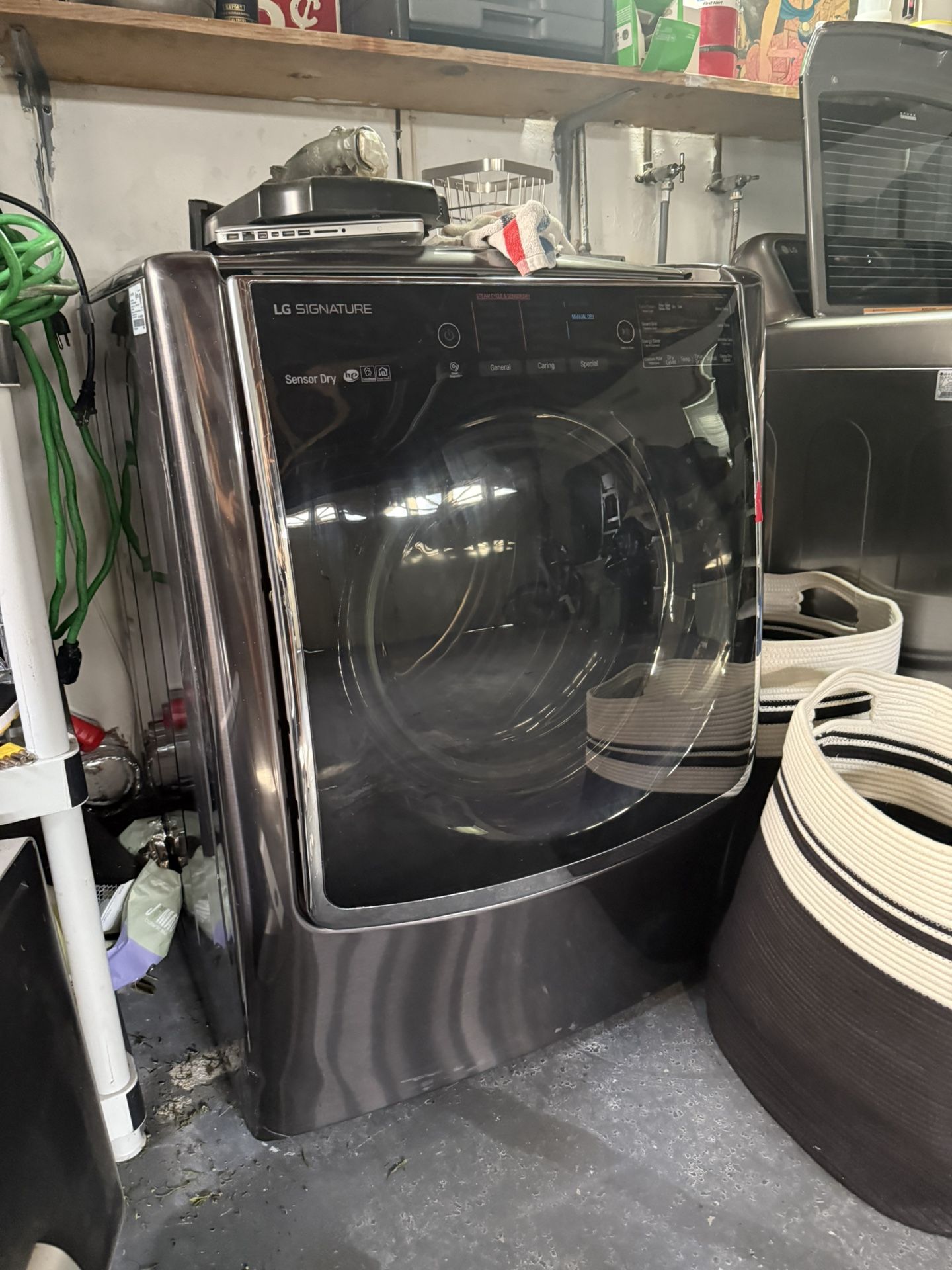 LG signature Series Electric Dryer Only