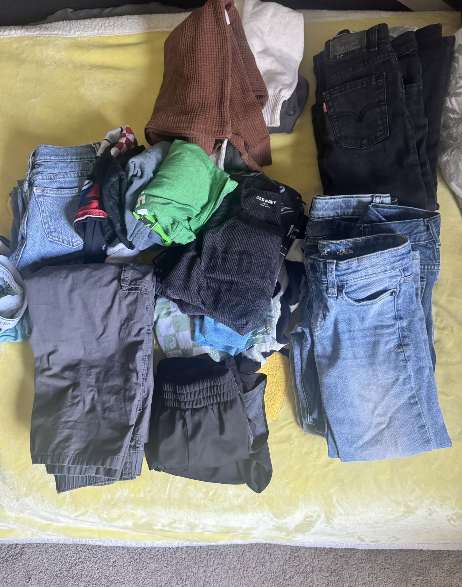 DECENT FAIR CLOTHES BOYS