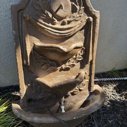 Navona Wall Fountain 