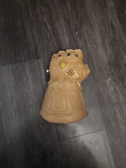 Infinity Gauntlet 