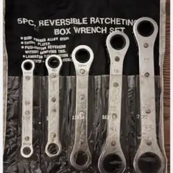 Vintage 5 Piece Reversible RatchetingBox Wrench Set.