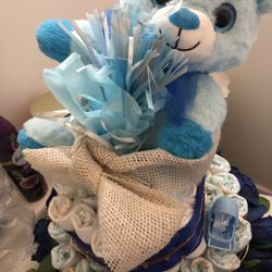 Baby shower diaper cake