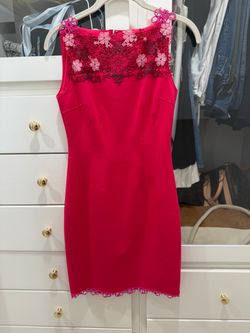 Elie Tahari sheath dress size 0