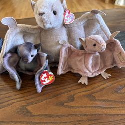 Ty 1997 Batty Beanie Buddy with 2 Beanie Baby