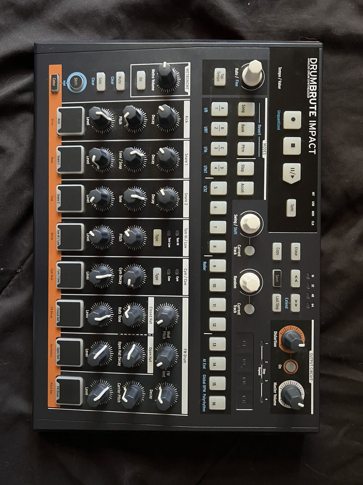 Arturia DrumBrute Impact Drum Machine