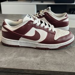 Nike Dunk Low ID ‘Maroon’