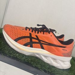 Asics Novablast Tokyo Men's Size 11.5 Sunrise Red Running Shoes 1011B072
