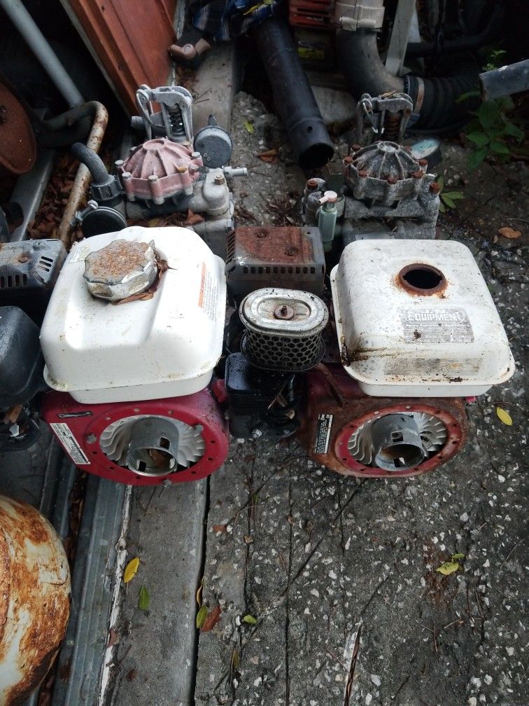 2HONDA PUMP SPRAYER THEY NEED MINOR REPAIRS