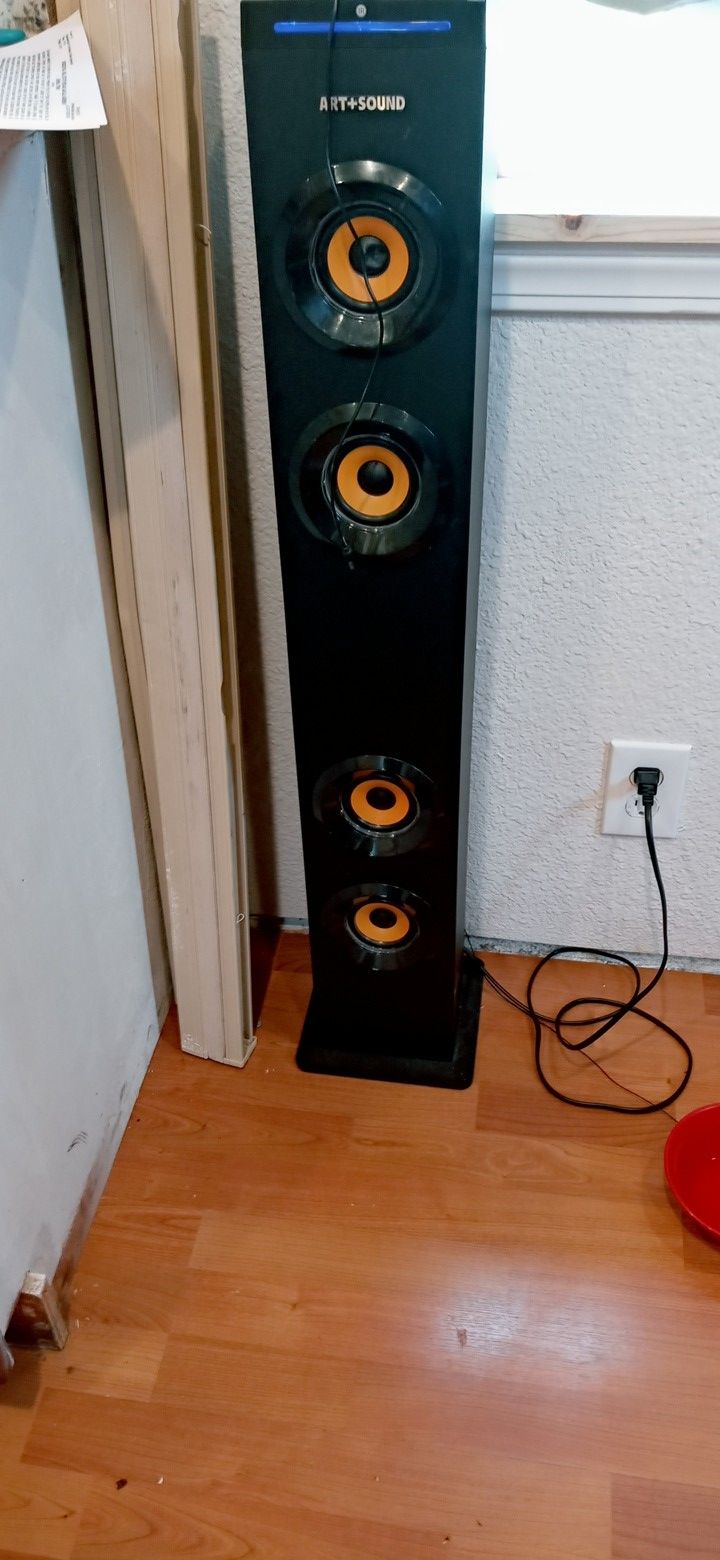 Art and sound floor standing Bluetooth soundbar
