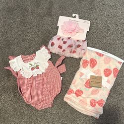 Baby girl strawberry blanket and tutu 