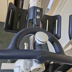MYX FITNESS BIKE.....IT COMES WITH A 21 INCHES WIDE TABLET...NEW...$ 400