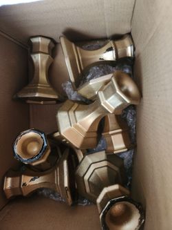 Gold centerpiece stands