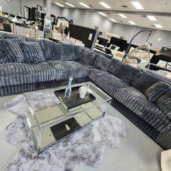 🙋‍♀️ Sectional ✨️ Furniture Queen Bedrooms, Dining Table Sets Avail 