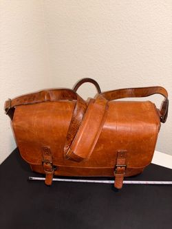 Ona camera and laptop messenger bag