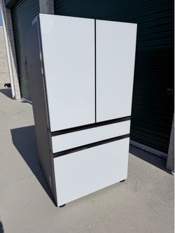 Bespoke Refrigerator Samsung With Beverage Center