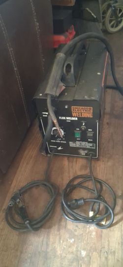 Chicago Electric 125 Amp Flux Core Wire Welder