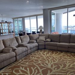 A set of sofas, a folding armchair and a sofa for watching TV, a sofa bed (the mattress needs to be replaced).  Very comfortable, pleasant to the touc