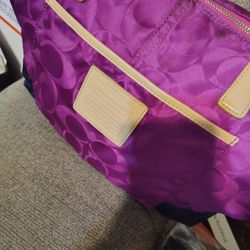 Coach Signature Purse 