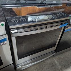 GE Profile 30" Slide-In Electric Range with Convection 