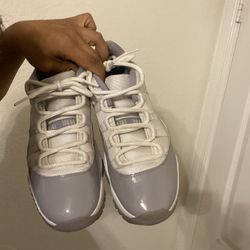 Jordan 11 Low Cement Grey 