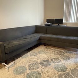 *Free Delivery* Gray Modern Sectional Couch Sofa 