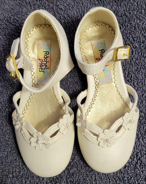 Ivory Color Toddler Girl Shoes Size 8M