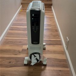 De'Longhi Dragon Digital Oil Filled Radiator Heater, 1500W Electric Space Heater for indoor use, programmable timer, Energy Saving, full room heater w