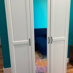 Free IKEA Songesand Wardrobe With Mirror