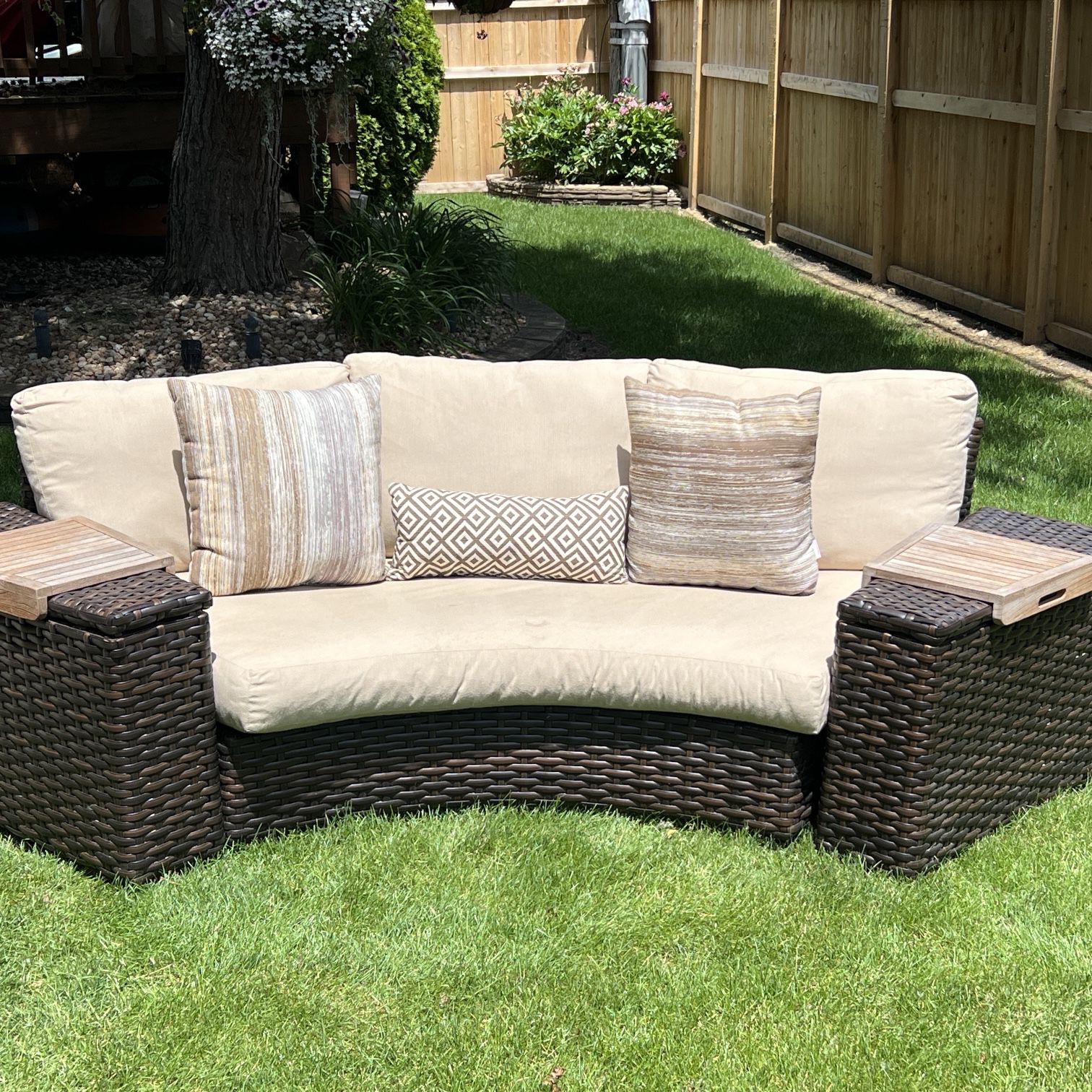 Outdoor Curved Love Seat & End Tables 